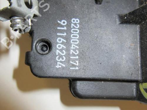 Front right lock RENAULT TRAFIC II Bus (JL) 2.5 dCi 135 (JL0D) | BP20892121C97 