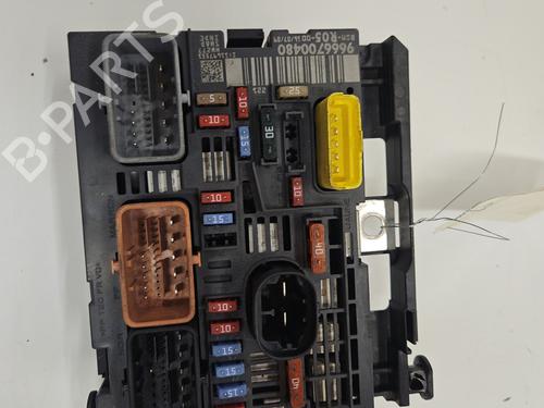 Used Fuse box PEUGEOT 308 I (4A_, 4C_) 1.6 16V (120 hp) 28029979