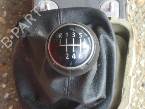 Used Gear lever Gear lever VW GOLF V (1K1) 1.9 TDI (105 hp) 22105709 22105709