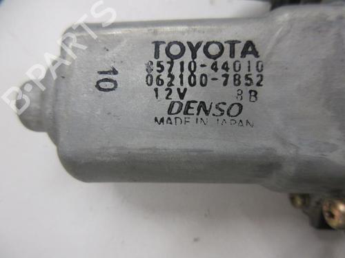 Used Front right window mechanism Front right window mechanism TOYOTA PICNIC (_XM1_) 2.2 D (CMX10_, CXM10G) (90 hp) 22106564 22106564