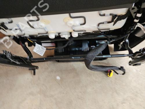 Used Right front seat Right front seat 37734465 37734465