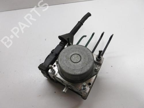 Used ABS pump RENAULT CLIO III (BR0/1, CR0/1) 1.5 dCi (BR17, CR17) (86 hp) 20896638