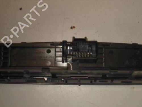 Used Warning switch Warning switch PEUGEOT 308 SW I (4E_, 4H_) 1.6 HDi (90 hp) 22105522 22105522