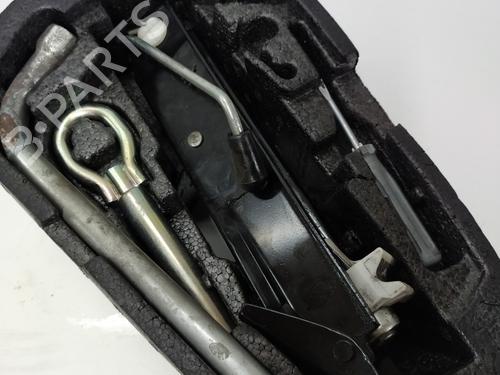 Used Jack Kit SEAT IBIZA IV (6J5, 6P1) 1.2 (70 hp) 21176517