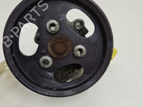 Used Steering pump Steering pump PORSCHE CAYENNE (9PA) 3.6 (290 hp) 28206965 28206965