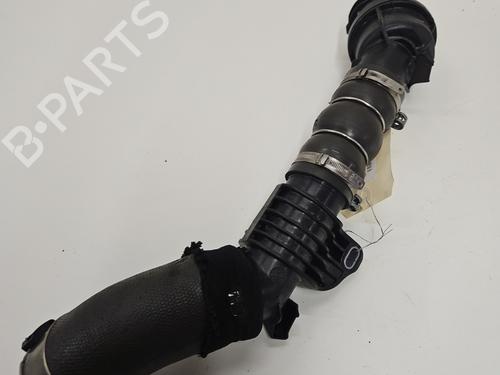 pipe-renault-megane-iv-hatchback-b9amn_-2015-31698378 main image