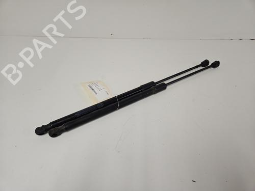 tailgate-lift-support-kia-sportage-iv-ql-qle-2015-2016-2017-2018-2019-2020-2021-2022-32199656 main image
