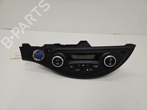 AC-Styringsenhed/Manøvreenhed TOYOTA YARIS (_P13_) 1.5 Hybrid (NHP130_, NHP130) (101 hp) 26402158