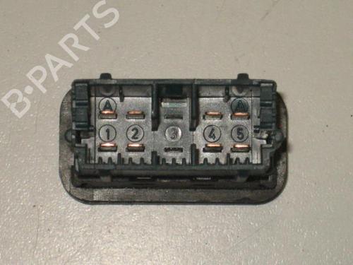 Used Switch Switch PEUGEOT 406 (8B) 2.0 HDI 110 (109 hp) 22105642 22105642