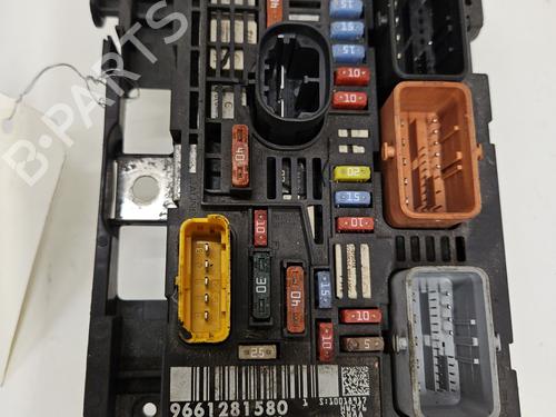 Used Fuse box PEUGEOT 407 SW (6E_, 6D_) 2.0 HDi 135 (136 hp) 28331637
