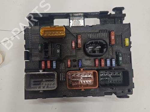 Fuse box CITROËN C2 (JM_) 1.4 HDi | BP32406891E1 - Image 3