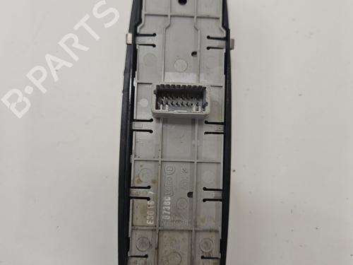 Used Left front window switch Left front window switch RENAULT LAGUNA III (BT0/1) 2.0 dCi (BT01, BT08, BT09, BT0E, BT0K, BT12, BT1C, BT1D,... (150 hp) 32177386 32177386