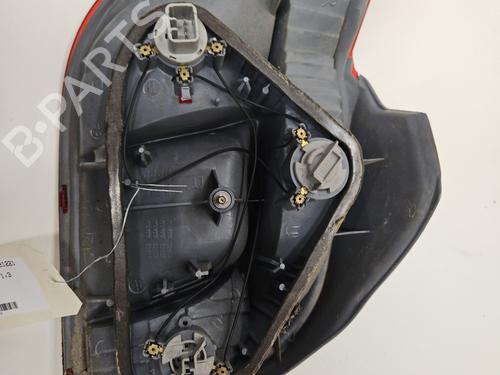 right-taillight-toyota-yaris-_p1_-1999-2000-2001-2002-2003-2004-2005-26589290 main image