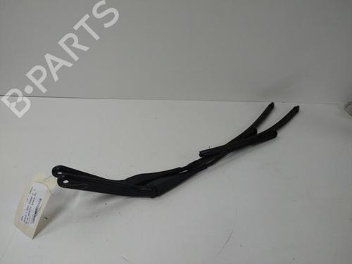 Used Front windshield wiper arm BMW 1 (E87) 116 d (116 hp) 20888726