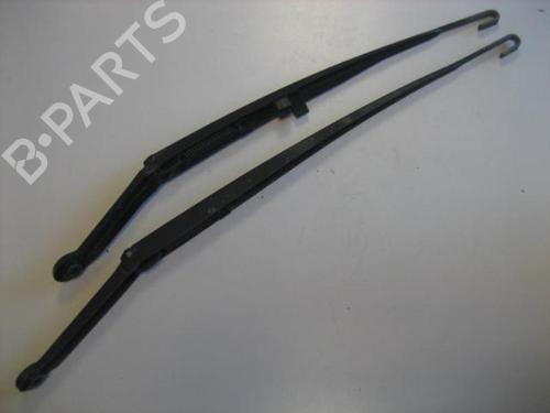 Used Front windshield wiper arm BMW 3 (E46) 320 d (136 hp) 20892547