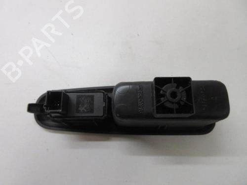 Used Left rear window switch PEUGEOT 5008 (0U_, 0E_) 1.6 HDi (110 hp) 20897616