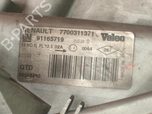 Used Left headlight Left headlight RENAULT TRAFIC II Van (FL) 1.9 dCi 80 (FL0B) (82 hp) 20899052 20899052