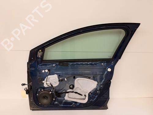 right-front-door-renault-megane-iv-grandtour-k9amn_-2016-36571915 main image