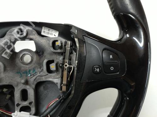 Used Steering wheel RENAULT CLIO IV (BH_) 1.5 dCi 75 (75 hp) 25267330