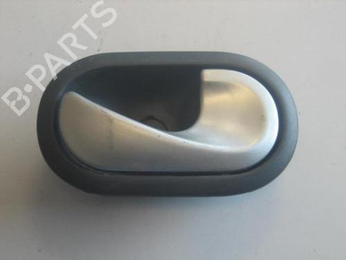 Used Front right interior door handle RENAULT MEGANE II (BM0/1_, CM0/1_) 1.5 dCi (BM1E, CM1E) (106 hp) 20909544