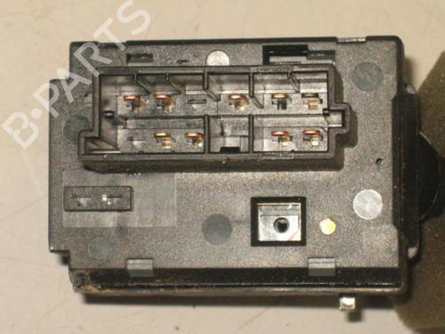 Used Steering column stalk Steering column stalk PEUGEOT 306 Hatchback (7A, 7C, N3, N5) 1.9 D (68 hp) 20892211 20892211