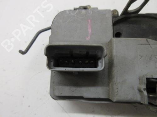 Venstre foran lås PEUGEOT 306 Hatchback (7A, 7C, N3, N5) 2.0 HDI 90 (90 hp) 20889434