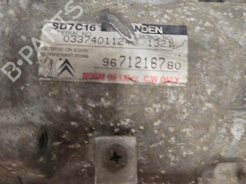 Used AC compressor AC compressor PEUGEOT 5008 (0U_, 0E_) 1.6 HDi (112 hp) 31818990 31818990