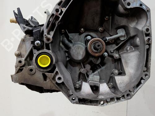 gearbox-renault-megane-iii-hatchback-bz01_-b3_-2008-32658921 main image