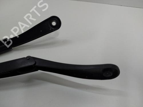 Used Front windshield wiper arm Front windshield wiper arm DACIA DUSTER (HS_) 1.5 dCi (109 hp) 20890624 20890624