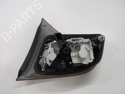 left-tailgate-light-audi-a4-b7-avant-8ed-19-tdi-8e9945093a-2004-2005-2006-2007-2008-20901084 main image