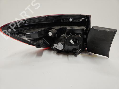 Used Right taillight Right taillight RENAULT CLIO V (B7_) 1.0 TCe 90 (B7MT) (91 hp) 24939925 24939925