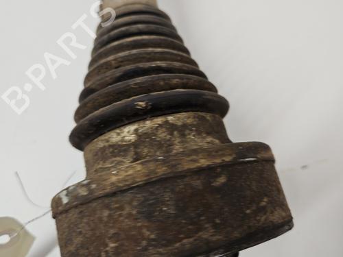 Used Left front driveshaft Left front driveshaft VW GOLF VI (5K1) 1.6 TDI (105 hp) 27920884 27920884