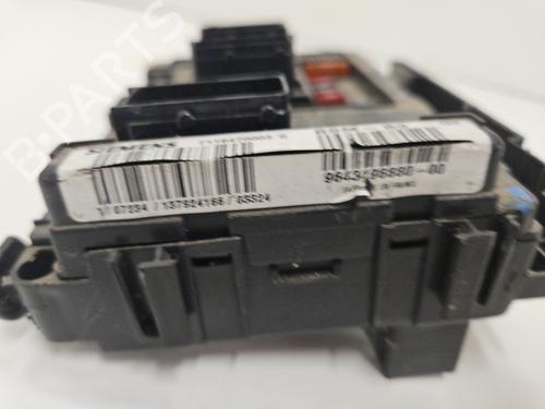 Used Fuse box Fuse box CITROËN C3 I (FC_, FN_) 1.4 HDi (68 hp) 33834721 33834721