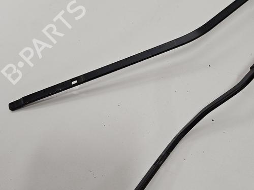 Used Front windshield wiper arm Front windshield wiper arm 38545405 38545405