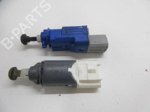 Used Electronic module Electronic module RENAULT CLIO III (BR0/1, CR0/1) 1.5 dCi (BR17, CR17) (86 hp) 20889985 20889985