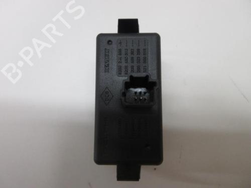 Used Warning switch Warning switch RENAULT GRAND SCÉNIC III (JZ0/1_) 1.5 dCi (JZ0B, JZ07) (106 hp) 20906429 20906429