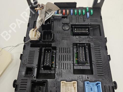 Used Fuse box Fuse box PEUGEOT 307 (3A/C) 1.6 HDi (90 hp) 26589257 26589257