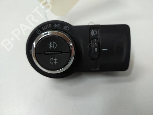 Used Headlight switch CHEVROLET AVEO Hatchback (T300) 1.3 D (95 hp) 20894491