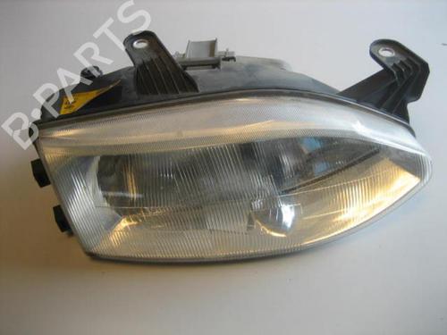 Used Right headlight FIAT PALIO Weekend (178_, 173_, 373_, 374_, 171_) 1.6 16V (178DXD1A) (100 hp) 20899044