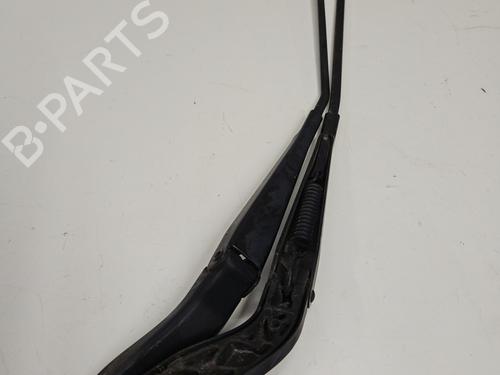 Used Front windshield wiper arm MERCEDES-BENZ B-CLASS Sports Tourer (W245) B 160 (245.231) (95 hp) 28445518