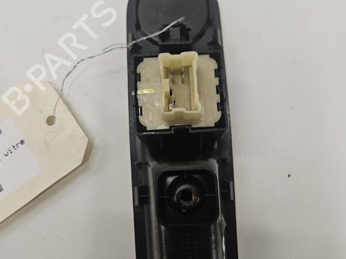 Left front window switch RENAULT TWINGO III (BCM_, BCA_) 1.0 SCe 70 (BCMB) | BP38608588I27 - Image 2