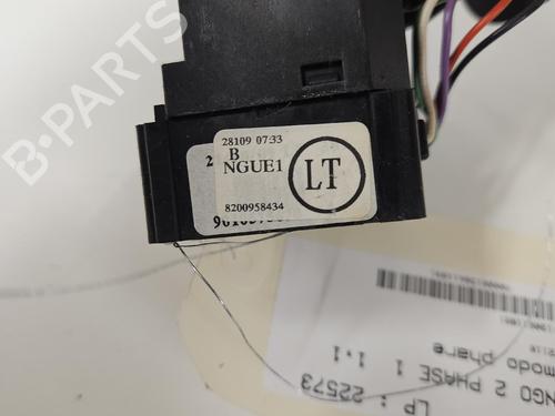 Switch RENAULT TWINGO II (CN0_) 1.2 16V (CN0K, CN0V, CN0A) | BP38102248I30 - Image 4