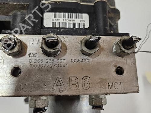 Used ABS pump ABS pump OPEL MERIVA B MPV (S10) 1.7 CDTI (75) (110 hp) 40520215 40520215