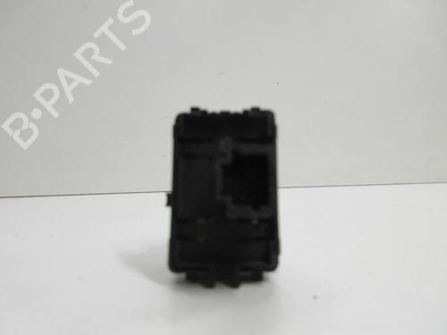 Used Switch Switch RENAULT MEGANE III Coupe (DZ0/1_) 1.5 dCi (DZ09, DZ0D, DZ1F, DZ1G, DZ14, DZ29) (110 hp) 22108054 22108054