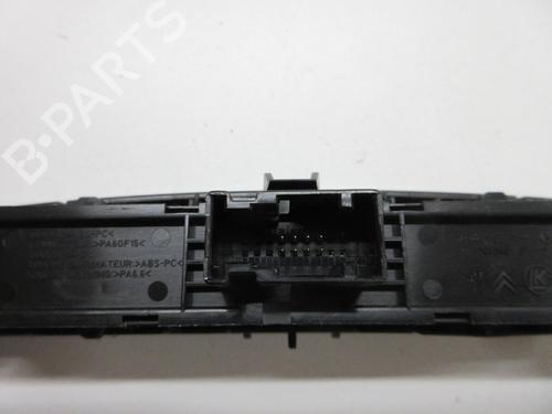 Used Warning switch PEUGEOT 308 I (4A_, 4C_) 1.6 HDi (112 hp) 22108538