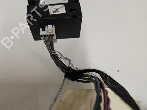 Used Switch Switch MERCEDES-BENZ S-CLASS (W221, V221) S 500 (221.071, 221.171) (388 hp) 27369953 27369953