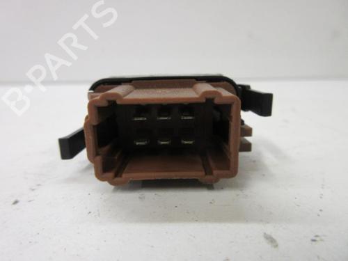Used Switch RENAULT CLIO II (BB_, CB_) 1.5 dCi (B/CB08) (82 hp) 22107279