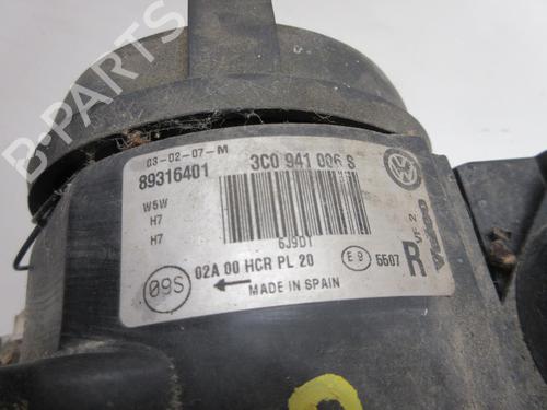 Used Right headlight Right headlight VW PASSAT B6 (3C2) 1.9 TDI (105 hp) 20896618 20896618