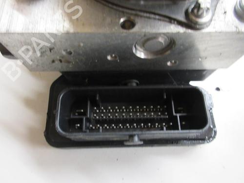 Used ABS pump ABS pump RENAULT ZOE (BFM_) ZOE (88 hp) 20896739 20896739