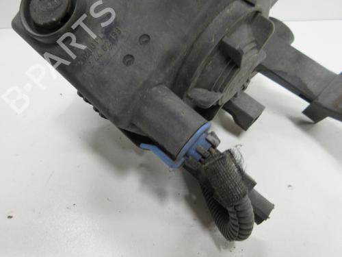 Used Left front fog light Left front fog light OPEL ZAFIRA / ZAFIRA FAMILY B (A05) 1.9 CDTI (M75) (120 hp) 20908065 20908065